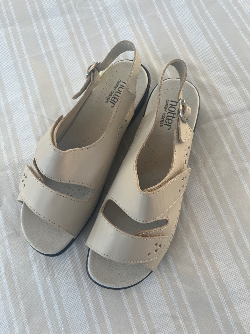 hotter Women's Cream Open-Toe Slingback Sandals size 11